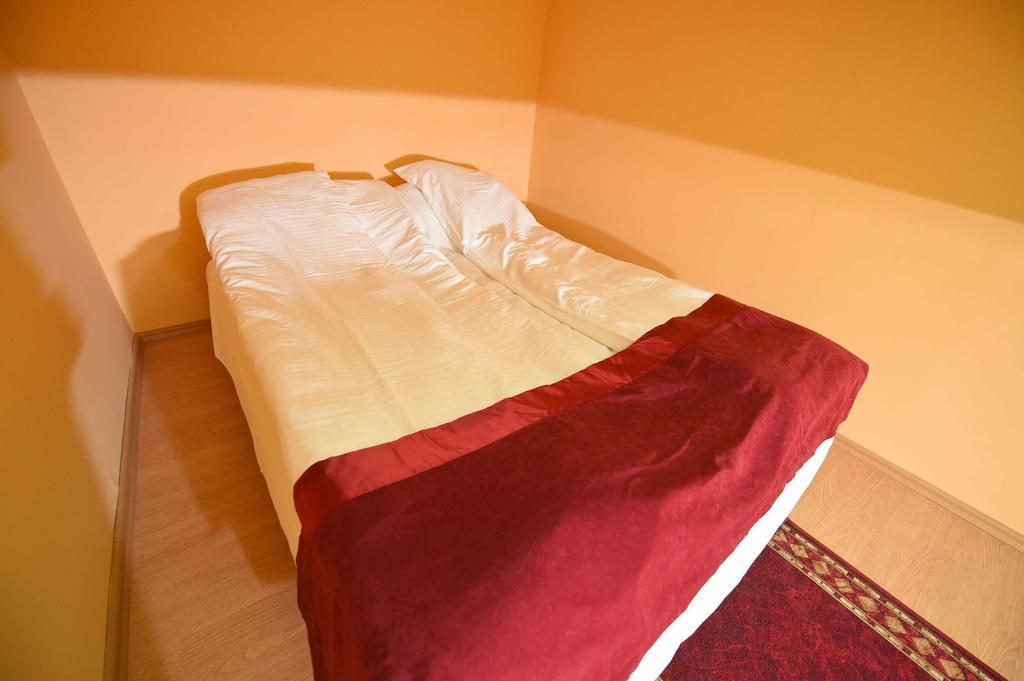 Apartment Inn Rooms Újvidék Szoba fotó